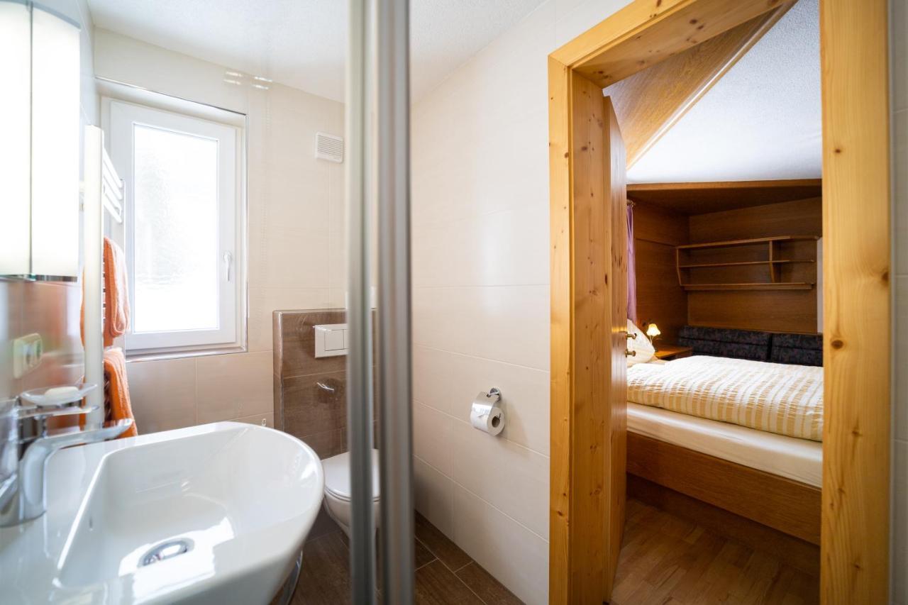 Haus Rosmarie Apartment Sankt Anton am Arlberg Bagian luar foto