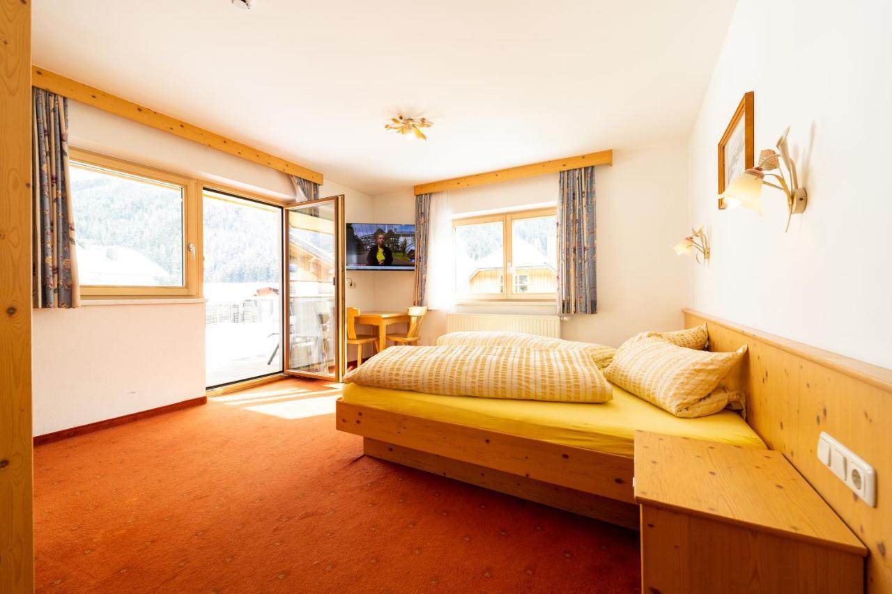 Haus Rosmarie Apartment Sankt Anton am Arlberg Bagian luar foto