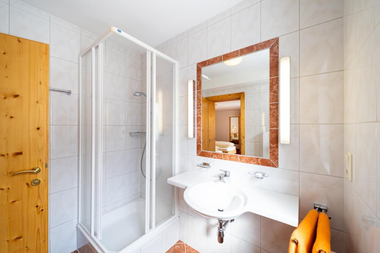 Haus Rosmarie Apartment Sankt Anton am Arlberg Bagian luar foto